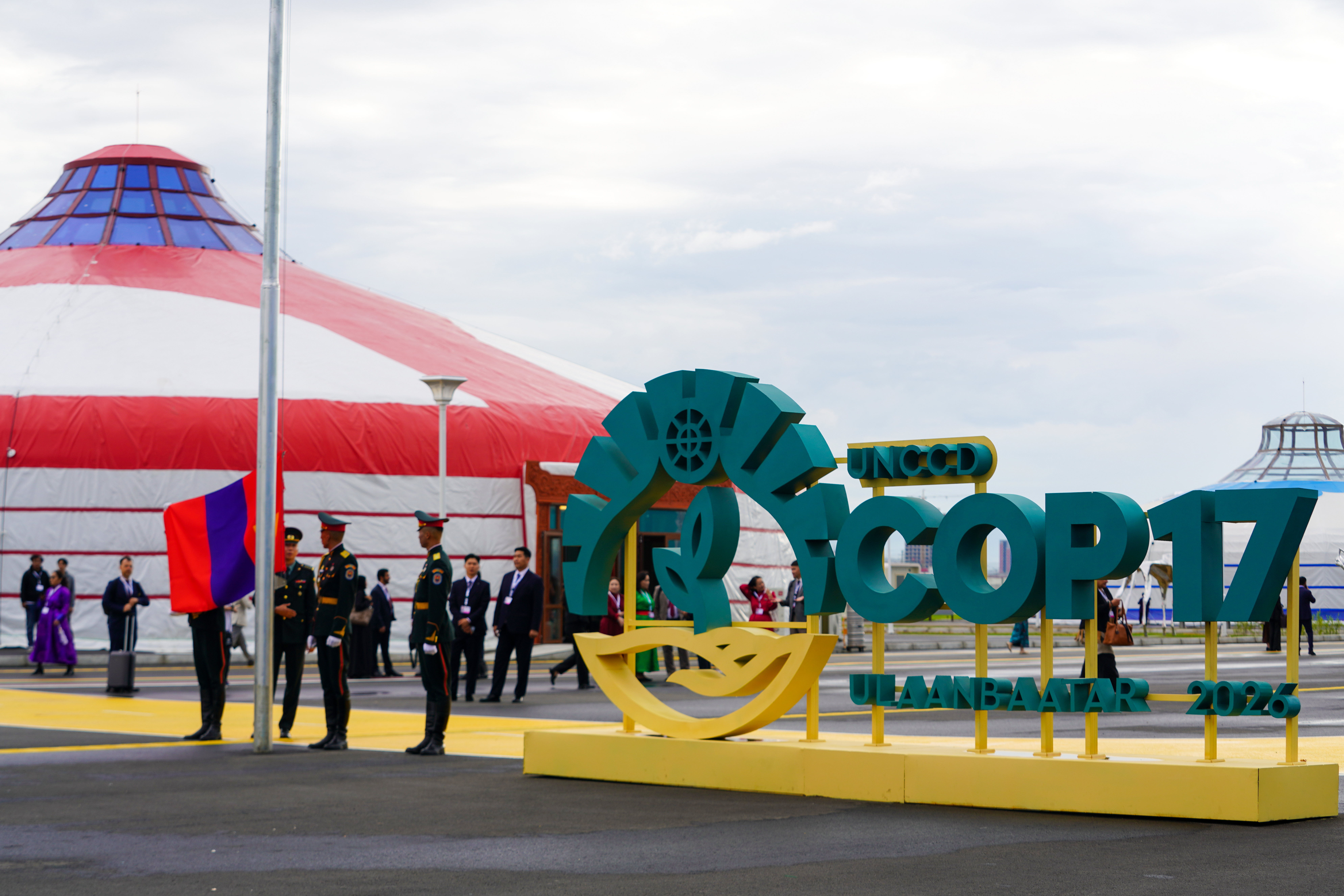 استدامة يشارك في COP17 ضمن جناح وزارة البيئة والمياه والزراعة ويستعرض حلولًا بحثية للزراعة المست ....