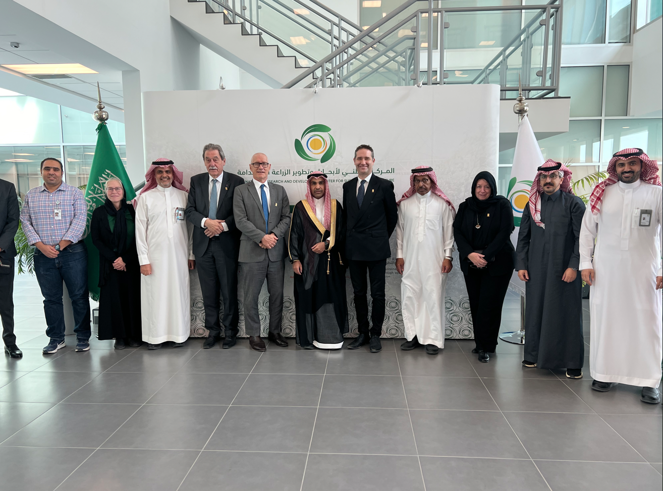 استدامة ”يستقبل وفد المركز الدولي لتحسين الذرة والقمح (CIMMYT) لبحث سبل التعاون في المجالات البح ....