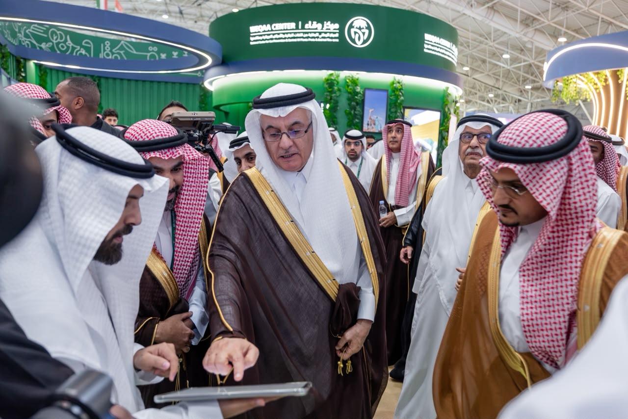 وزير البيئة والمياه والزراعة يدشّن مبادرة «الحقائب التدريبية للمزارعين» بالشراكة بين «استدامة» و ....