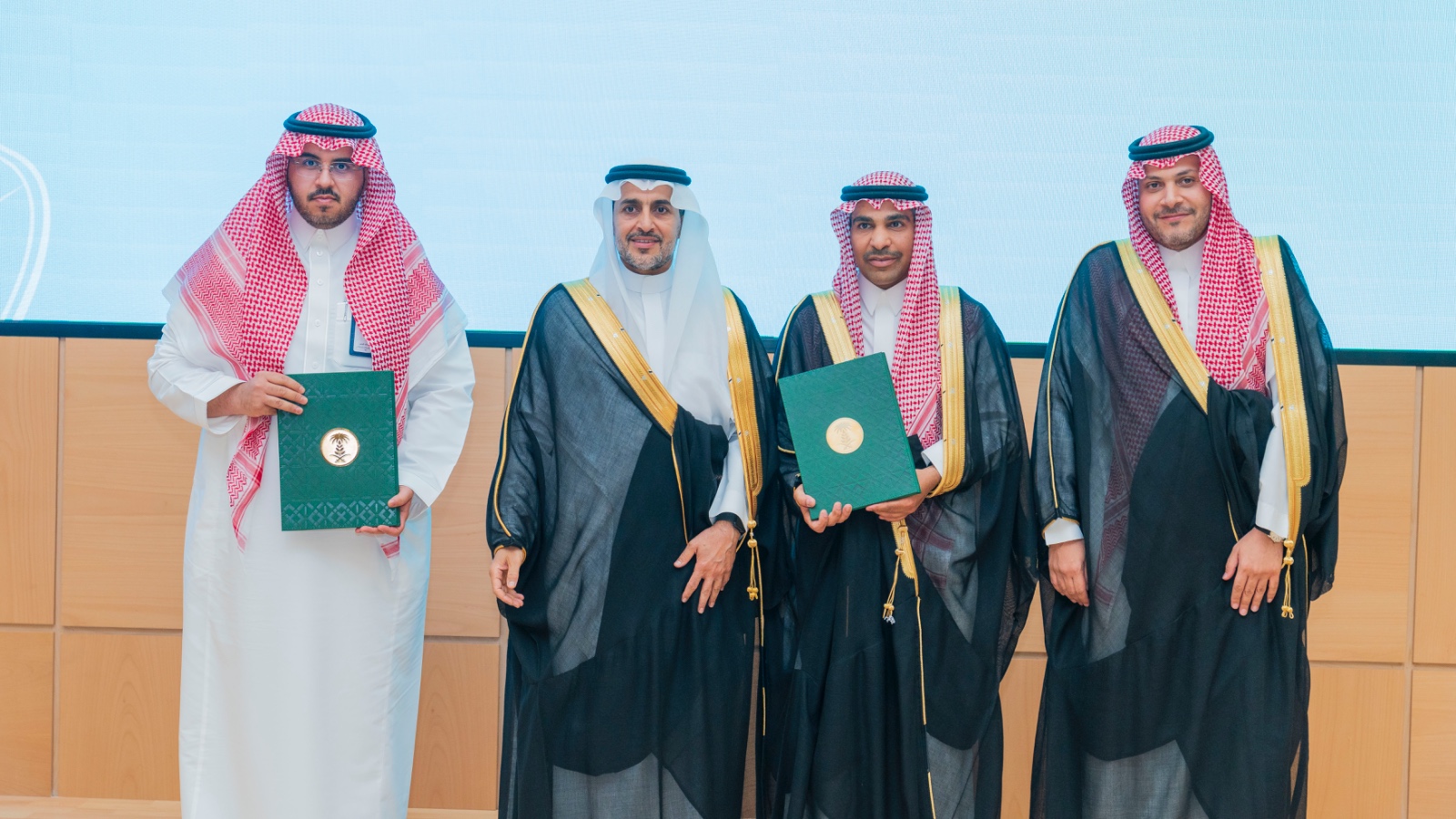 “استدامة” و”الراجحية للإنتاج الزراعي” توقعان اتفاقية تعاون لتطوير زراعة النخيل وإنتاج التمور